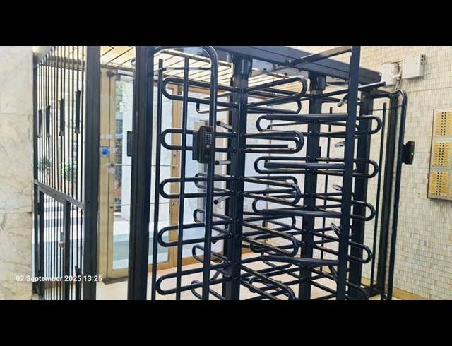 2 BEDROOM APARTMENT FOR SALE IN BEREA